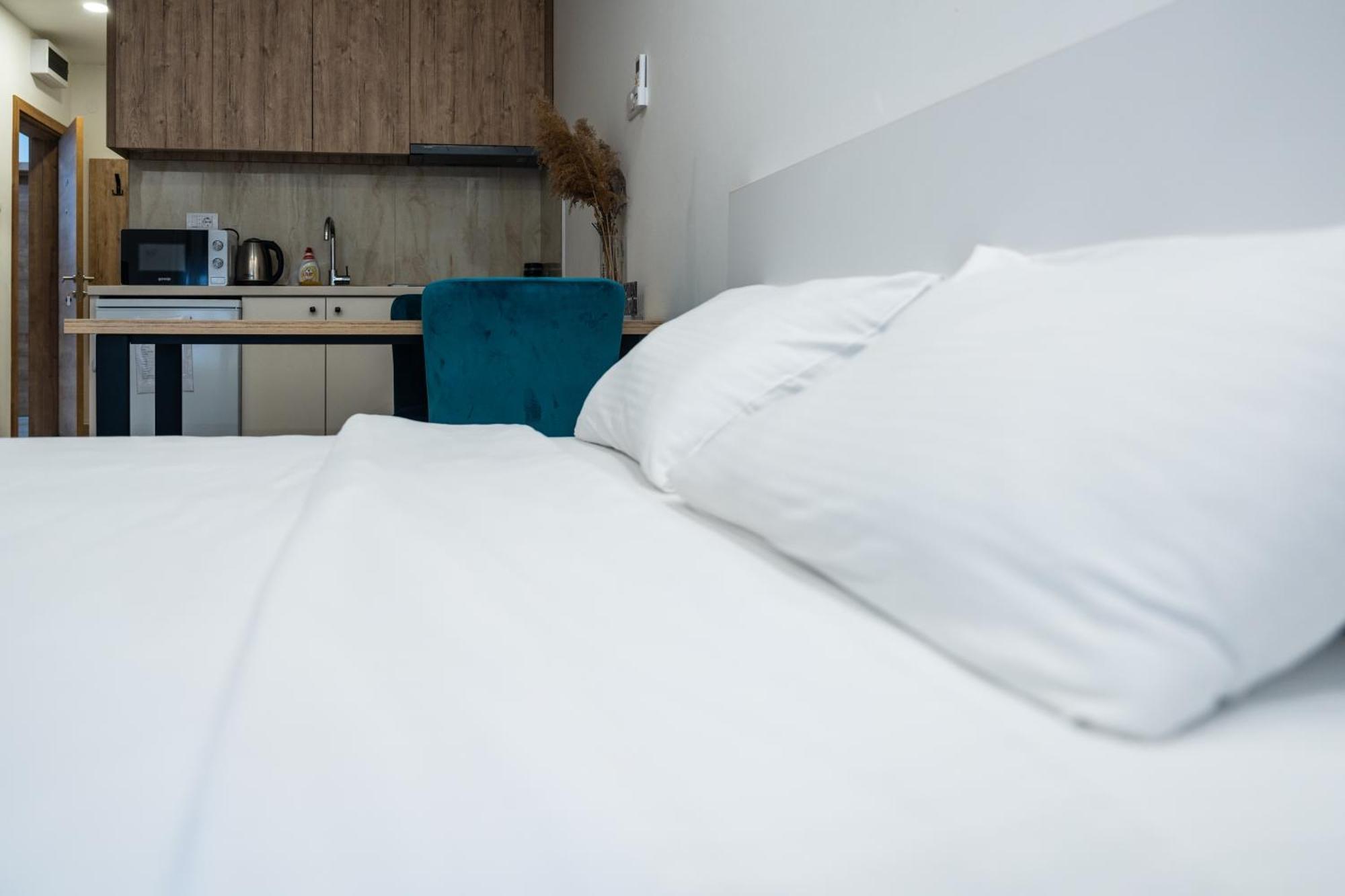 Daisy Resort Novi Sad Eksteriør bilde