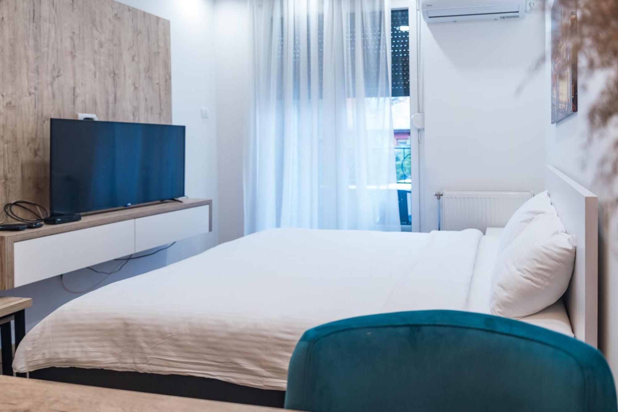 Daisy Resort Novi Sad Eksteriør bilde